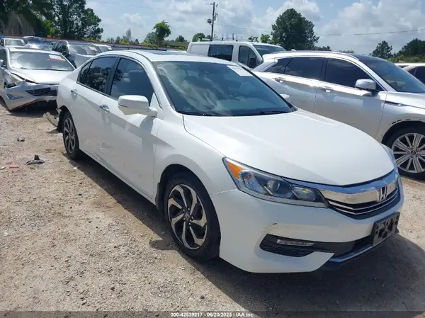1HGCR2F94HA006962 2017 HONDA ACCORD - Image 1