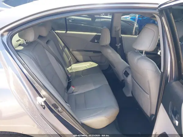 1HGCR2F94HA152360 2017 HONDA ACCORD - Image 8