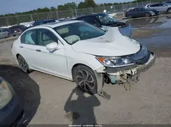 1HGCR2F94HA165948 2017 HONDA ACCORD