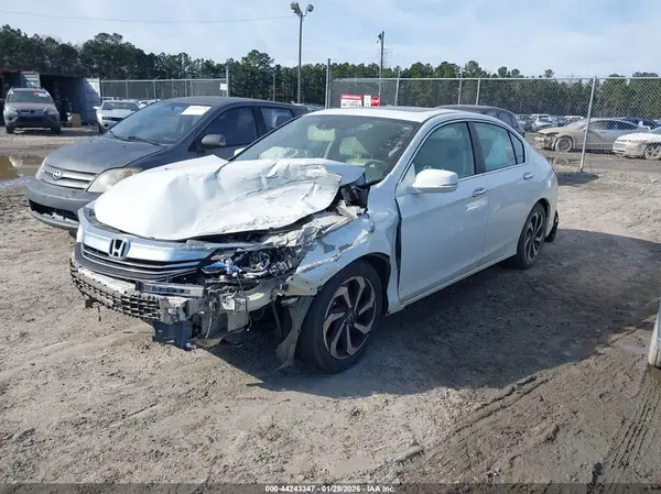 1HGCR2F94HA165948 2017 HONDA ACCORD - Image 2