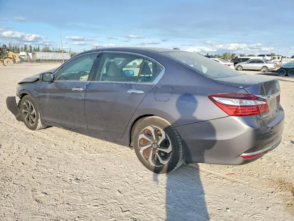 1HGCR2F94HA234461 2017 HONDA ACCORD - Image 2