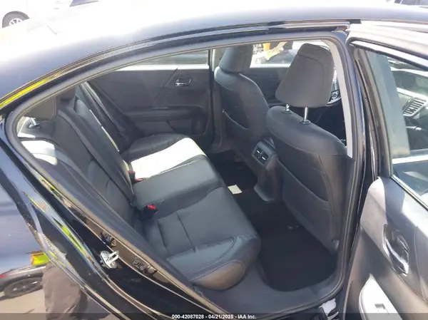 1HGCR2F95HA104401 2017 HONDA ACCORD - Image 8