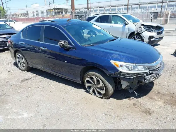 1HGCR2F95HA175758 2017 HONDA ACCORD - Image 1