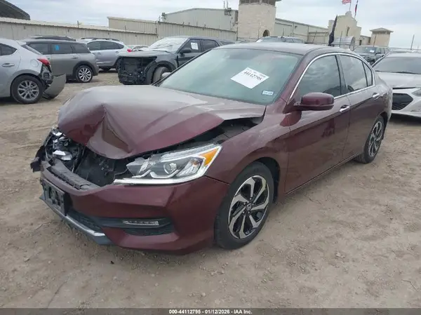 1HGCR2F95HA205650 2017 HONDA ACCORD - Image 2
