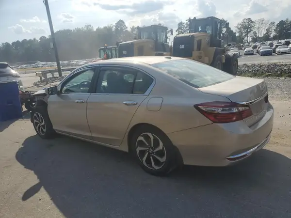 1HGCR2F95HA268974 2017 HONDA ACCORD - Image 2