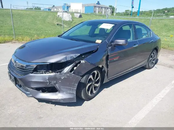 1HGCR2F96GA221922 2016 HONDA ACCORD - Image 2