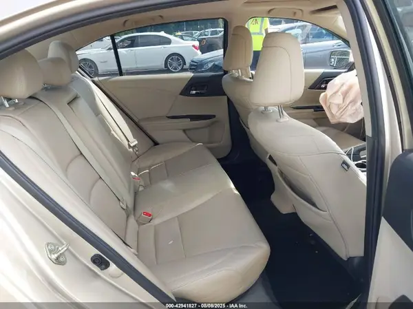 1HGCR2F96HA008812 2017 HONDA ACCORD - Image 8