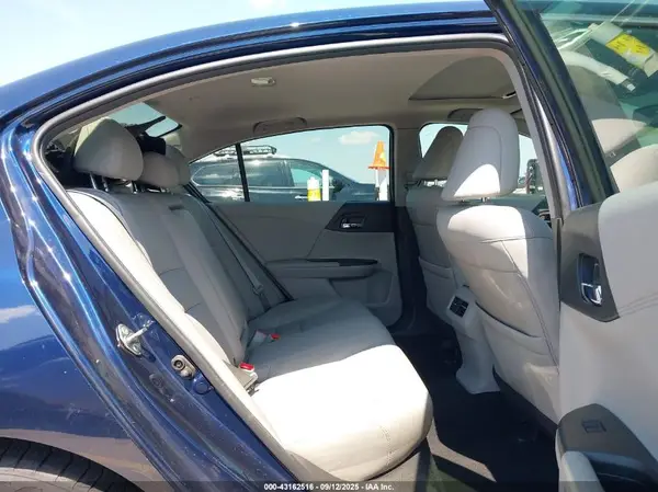 1HGCR2F96HA203549 2017 HONDA ACCORD - Image 8