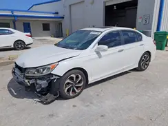 1HGCR2F96HA217323 2017 HONDA ACCORD