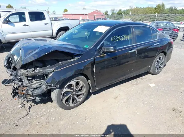 1HGCR2F97GA165862 2016 HONDA ACCORD - Image 2