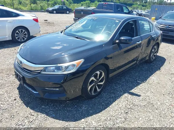 1HGCR2F97HA003859 2017 HONDA ACCORD - Image 2