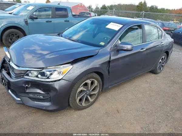 1HGCR2F97HA058506 2017 HONDA ACCORD - Image 2