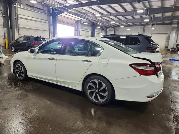 1HGCR2F97HA062247 2017 HONDA ACCORD - Image 2