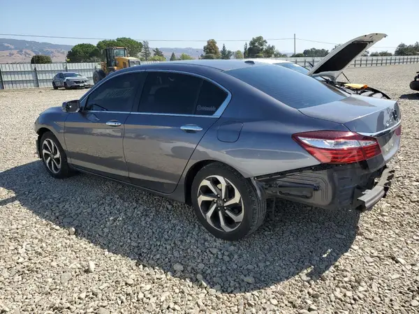 1HGCR2F97HA103184 2017 HONDA ACCORD - Image 2