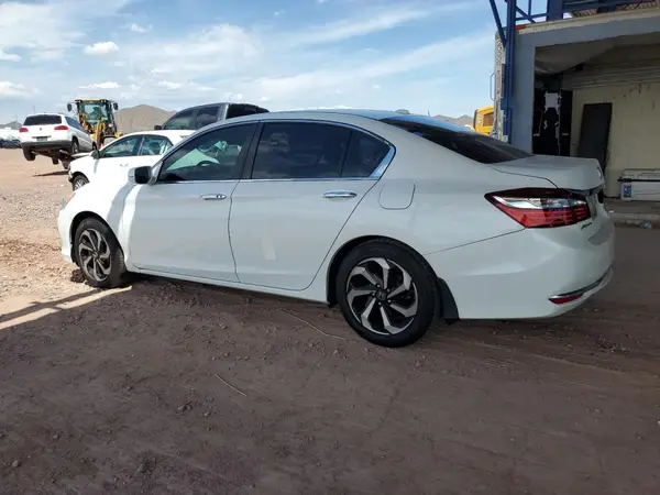 1HGCR2F97HA113004 2017 HONDA ACCORD - Image 2