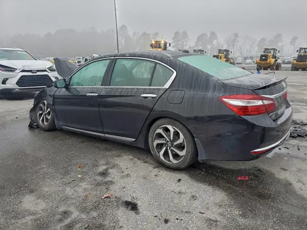 1HGCR2F97HA216892 2017 HONDA ACCORD - Image 2