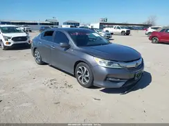 1HGCR2F97HA247639 2017 HONDA ACCORD