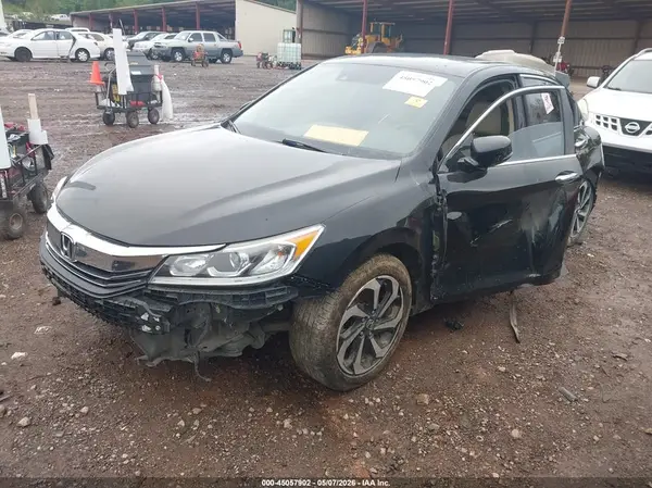 1HGCR2F98HA027197 2017 HONDA ACCORD - Image 2