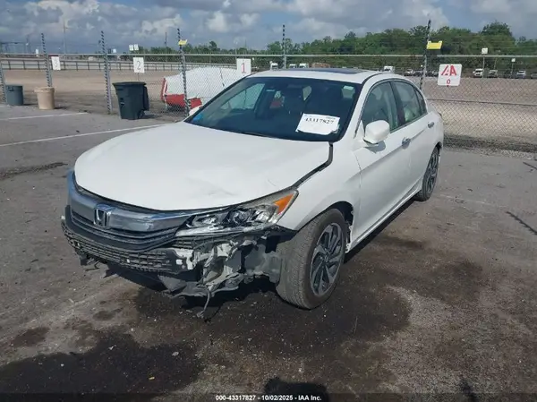 1HGCR2F98HA179867 2017 HONDA ACCORD - Image 2