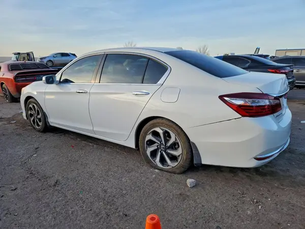 1HGCR2F98HA217291 2017 HONDA ACCORD - Image 2