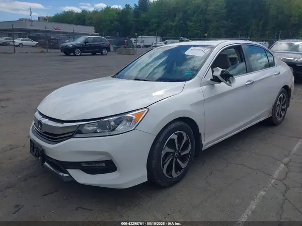 1HGCR2F99GA118123 2016 HONDA ACCORD - Image 2