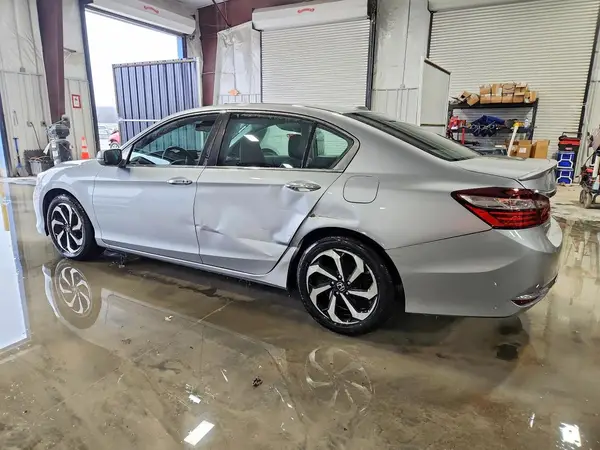 1HGCR2F99GA158380 2016 HONDA ACCORD - Image 2