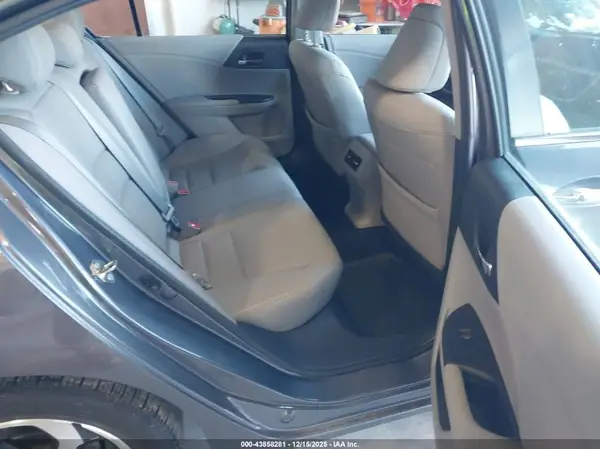 1HGCR2F99GA175504 2016 HONDA ACCORD - Image 8