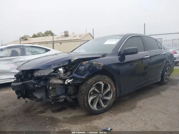 1HGCR2F99GA181755 2016 HONDA ACCORD - Image 2
