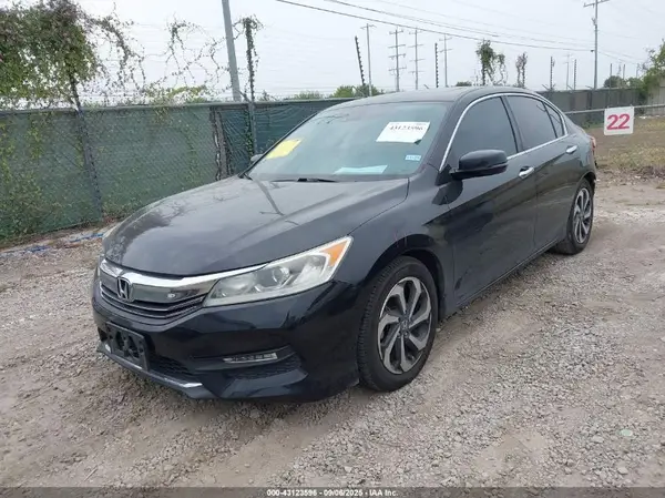 1HGCR2F99GA197065 2016 HONDA ACCORD - Image 2