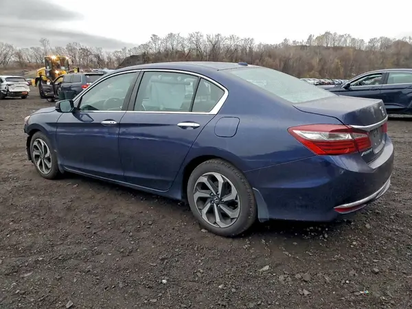 1HGCR2F9XGA006995 2016 HONDA ACCORD - Image 2