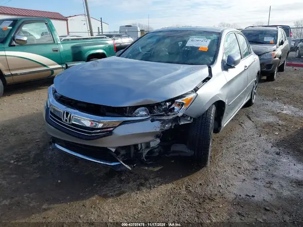 1HGCR2F9XGA053752 2016 HONDA ACCORD - Image 2