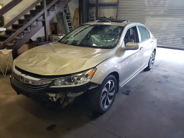 1HGCR2F9XGA086282 2016 HONDA ACCORD - Image 1