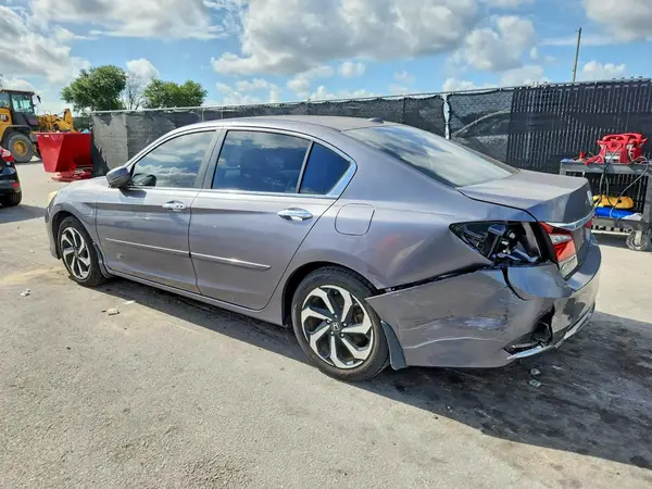 1HGCR2F9XGA221924 2016 HONDA ACCORD - Image 2