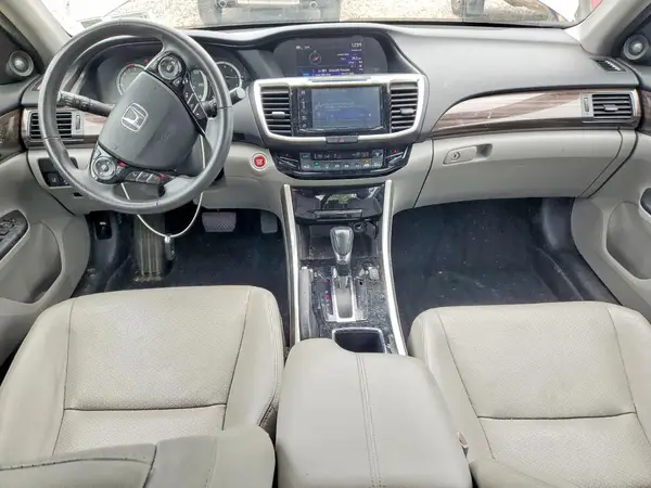 1HGCR2F9XHA002379 2017 HONDA ACCORD - Image 8