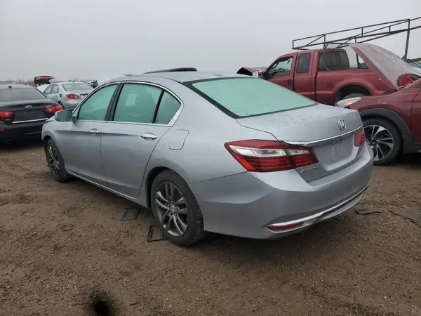 1HGCR2F9XHA020123 2017 HONDA ACCORD - Image 2