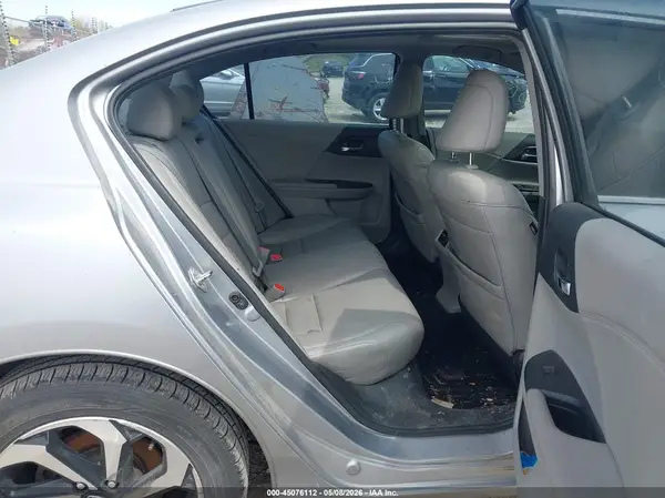 1HGCR2F9XHA048908 2017 HONDA ACCORD - Image 8