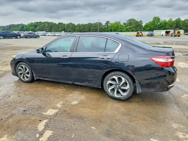 1HGCR2F9XHA066177 2017 HONDA ACCORD - Image 2