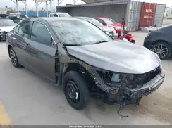 1HGCR2F9XHA079060 2017 HONDA ACCORD