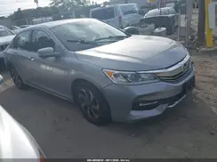1HGCR2F9XHA121940 2017 HONDA ACCORD