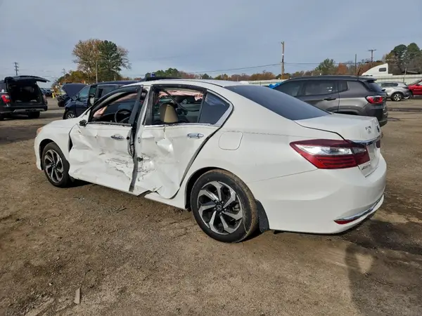 1HGCR2F9XHA185962 2017 HONDA ACCORD - Image 2