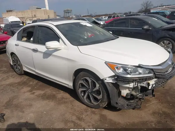 1HGCR2F9XHA211976 2017 HONDA ACCORD - Image 1