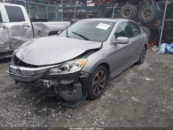 1HGCR2F9XHA231225 2017 HONDA ACCORD - Image 2