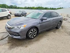 1HGCR2F9XHA263317 2017 HONDA ACCORD
