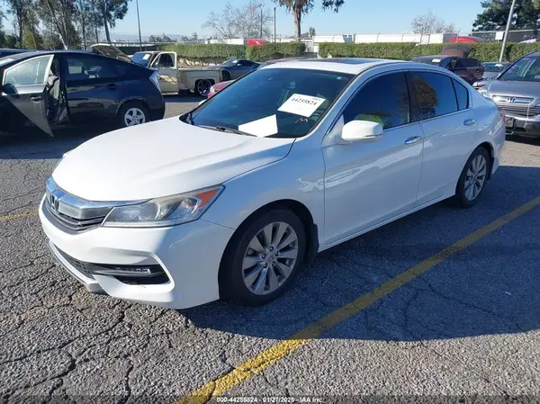1HGCR3F00GA002347 2016 HONDA ACCORD - Image 2