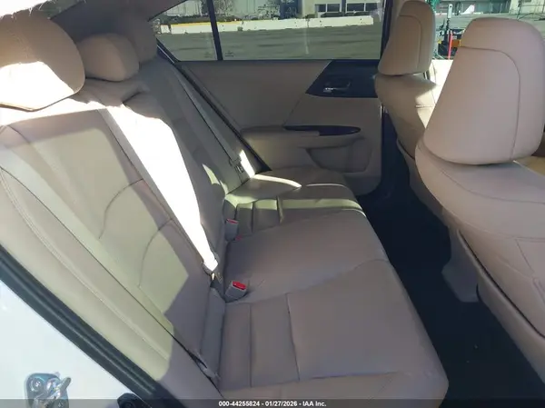 1HGCR3F00GA002347 2016 HONDA ACCORD - Image 8