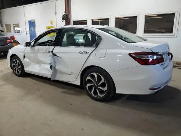 1HGCR3F00GA012585 2016 HONDA ACCORD - Image 2