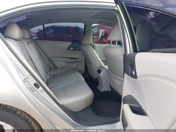 1HGCR3F00GA017172 2016 HONDA ACCORD - Image 8