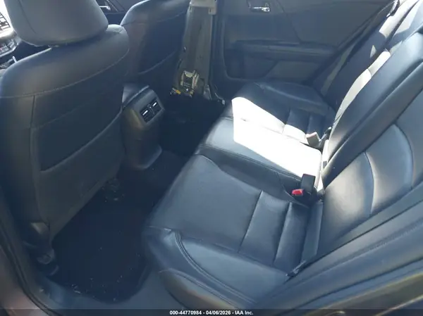 1HGCR3F00GA018242 2016 HONDA ACCORD - Image 8