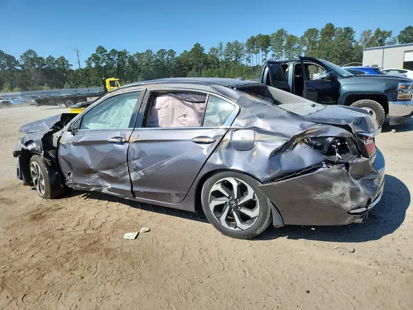 1HGCR3F00HA001099 2017 HONDA ACCORD - Image 2