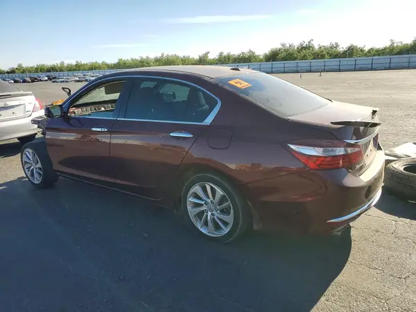 1HGCR3F00HA013902 2017 HONDA ACCORD - Image 2